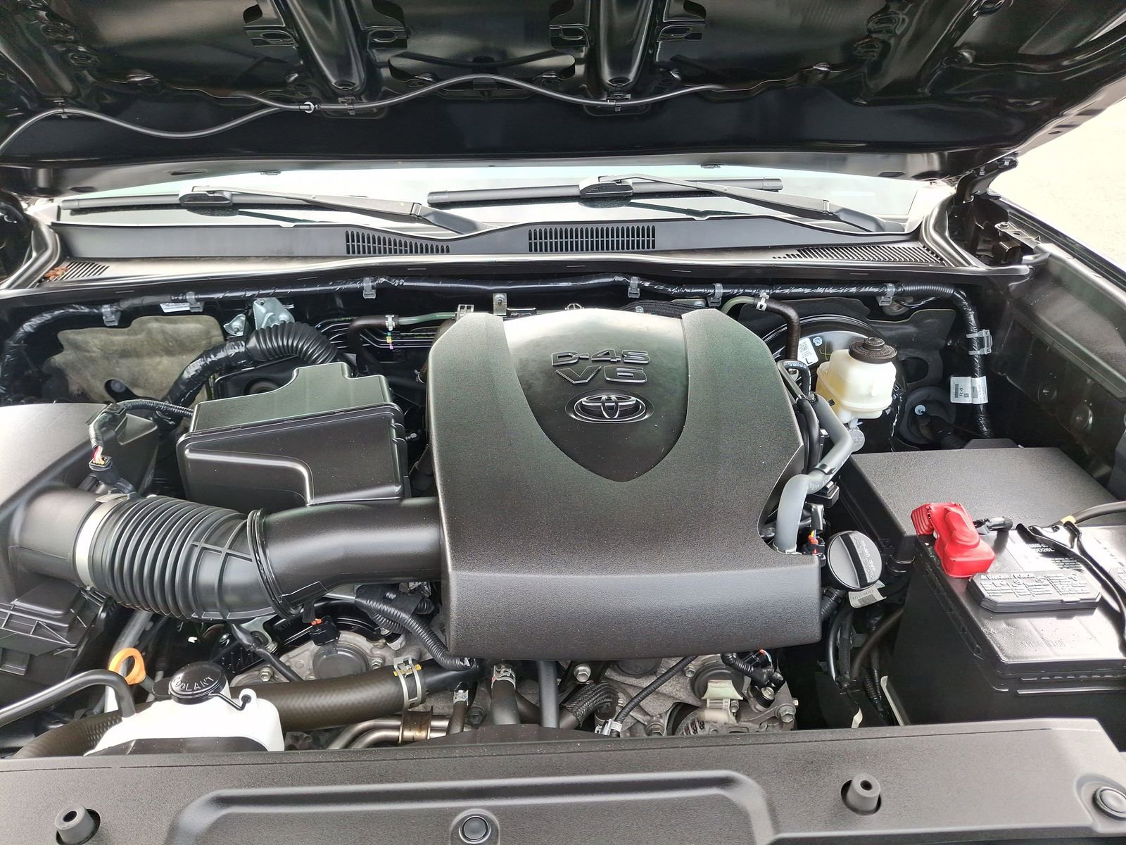 Used 2020 Toyota Tacoma SR5 image 28
