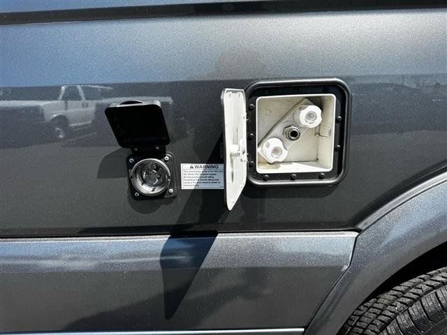 Used 2017 Mercedes-Benz Sprinter 3500 image 10