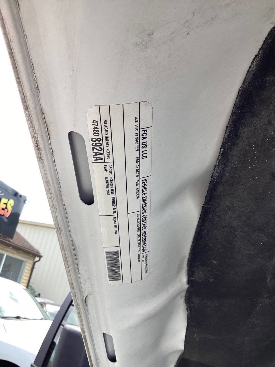 Used 2017 RAM 2500 SLT image 24