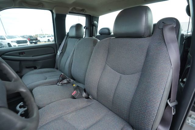 Used 2007 Chevrolet Silverado 1500 W/T image 32