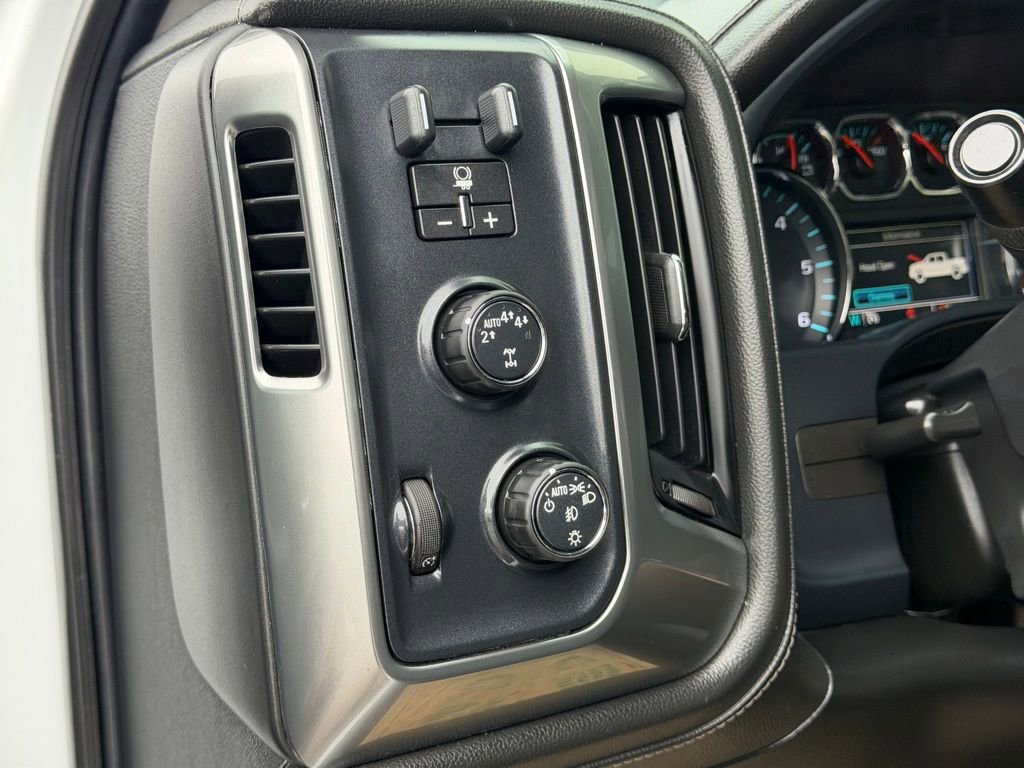 Used 2018 Chevrolet Silverado 1500 LTZ w/ Sport Package image 20