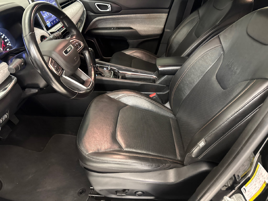 Used 2022 Jeep Compass Latitude AWD/4WD image 19