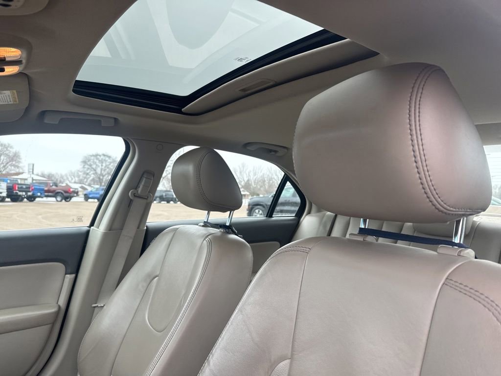 Used 2012 Ford Fusion SEL image 17