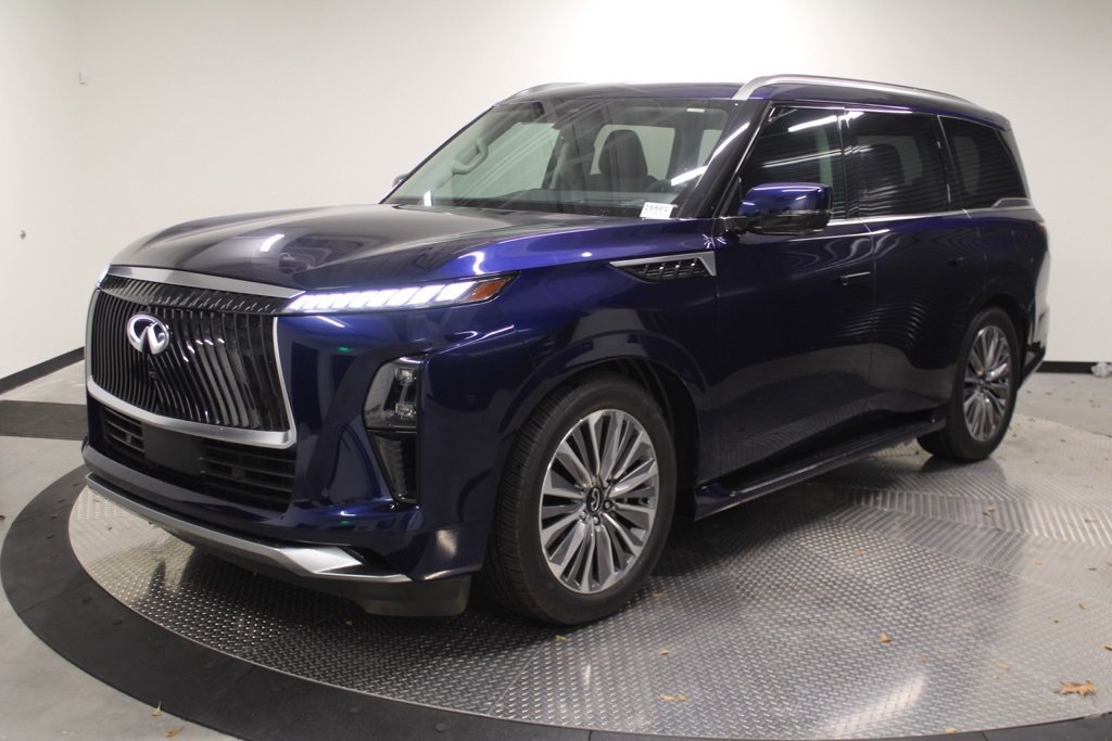 New 2025 INFINITI QX80 Luxe
