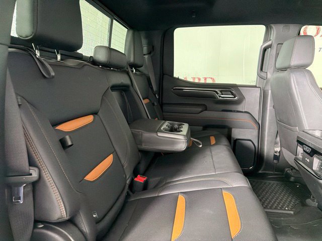 Used 2024 GMC Sierra 1500 AT4 w/ Technology Package AWD/4WD image 39