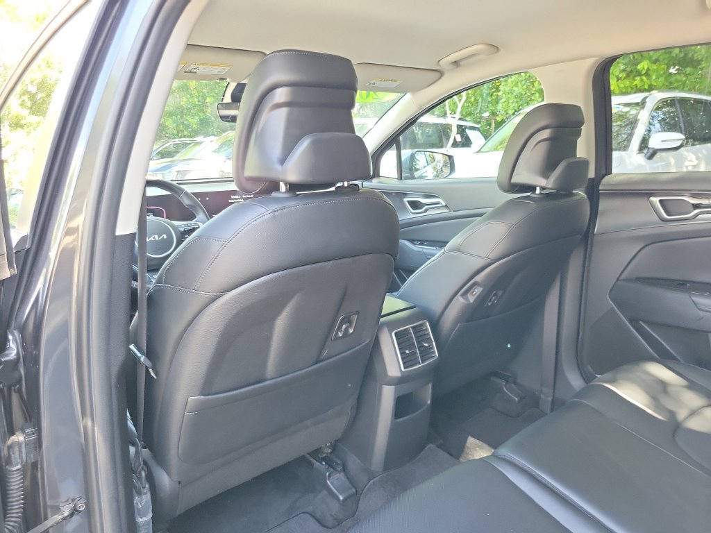 Certified 2023 Kia Sportage EX FWD image 12