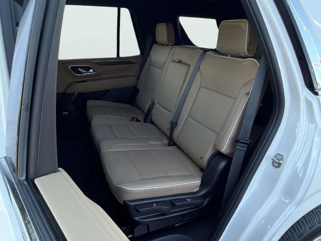 Used 2024 Chevrolet Tahoe Premier RWD image 12