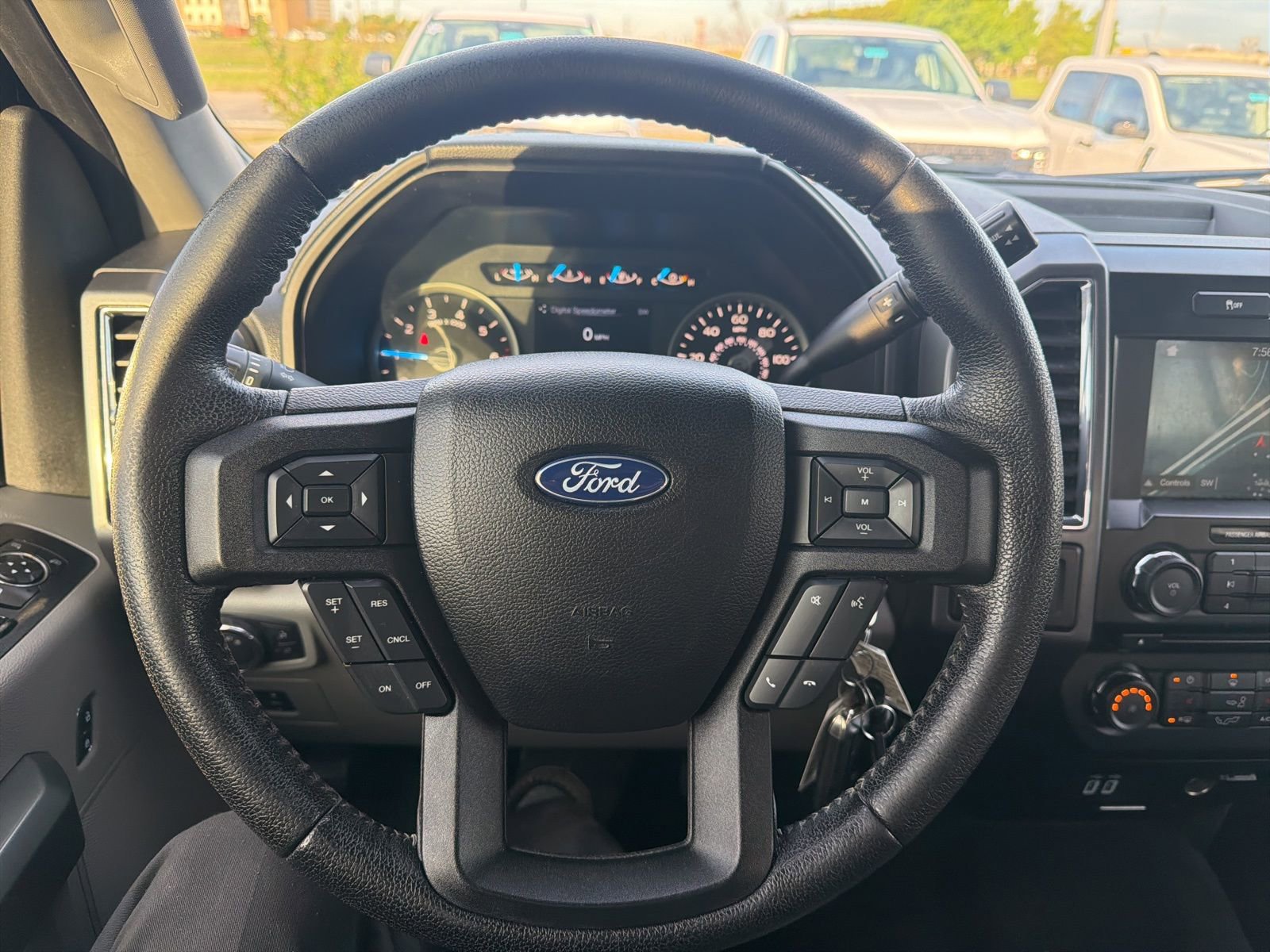 Used 2016 Ford F150 XLT w/ Equipment Group 302A Luxury image 18