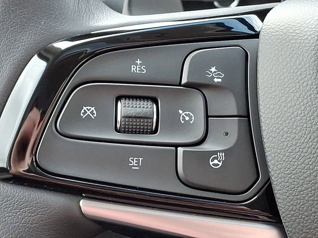 Used 2023 Buick Enclave Essence w/ Experience Buick Package image 25