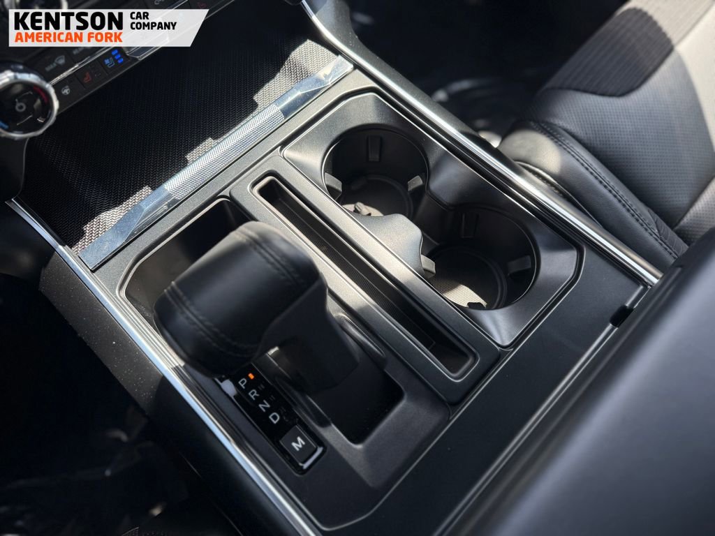 Used 2023 Ford F150 Raptor w/ Raptor Carbon Fibre Package AWD/4WD image 28