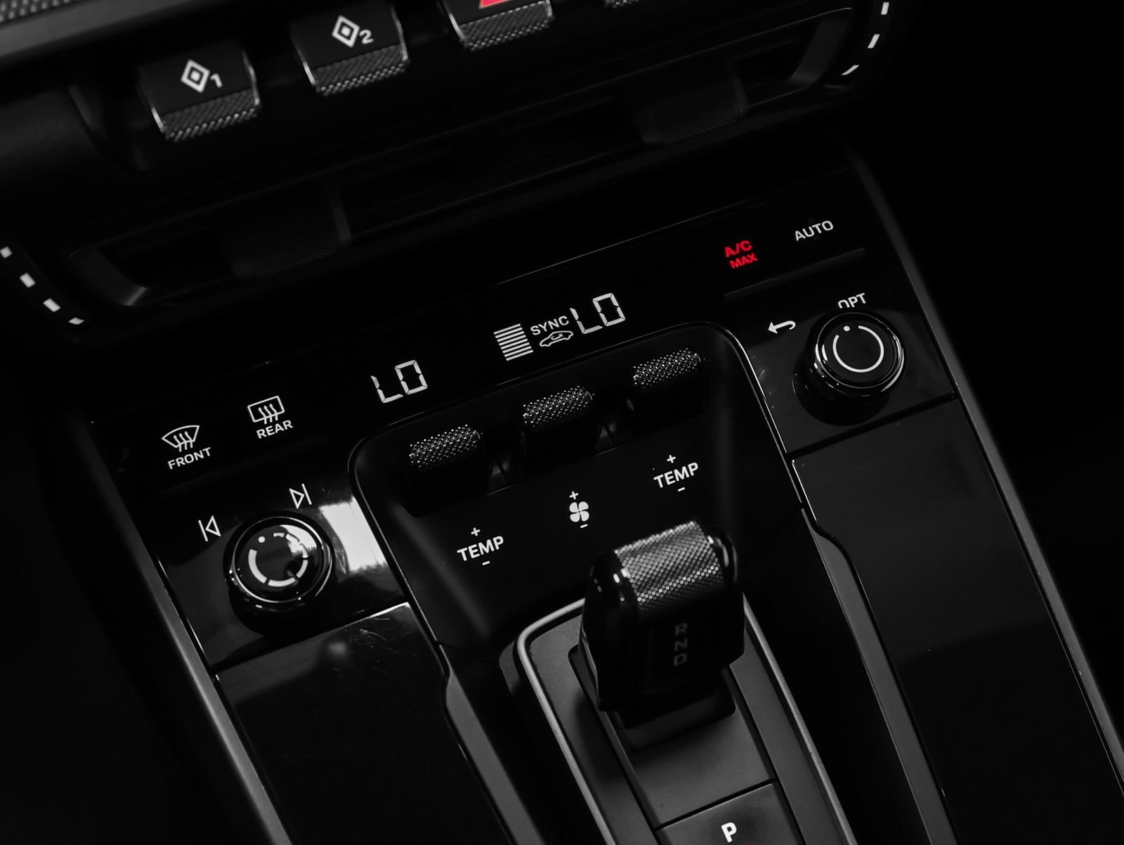 Certified 2022 Porsche 911 Carrera RWD image 36