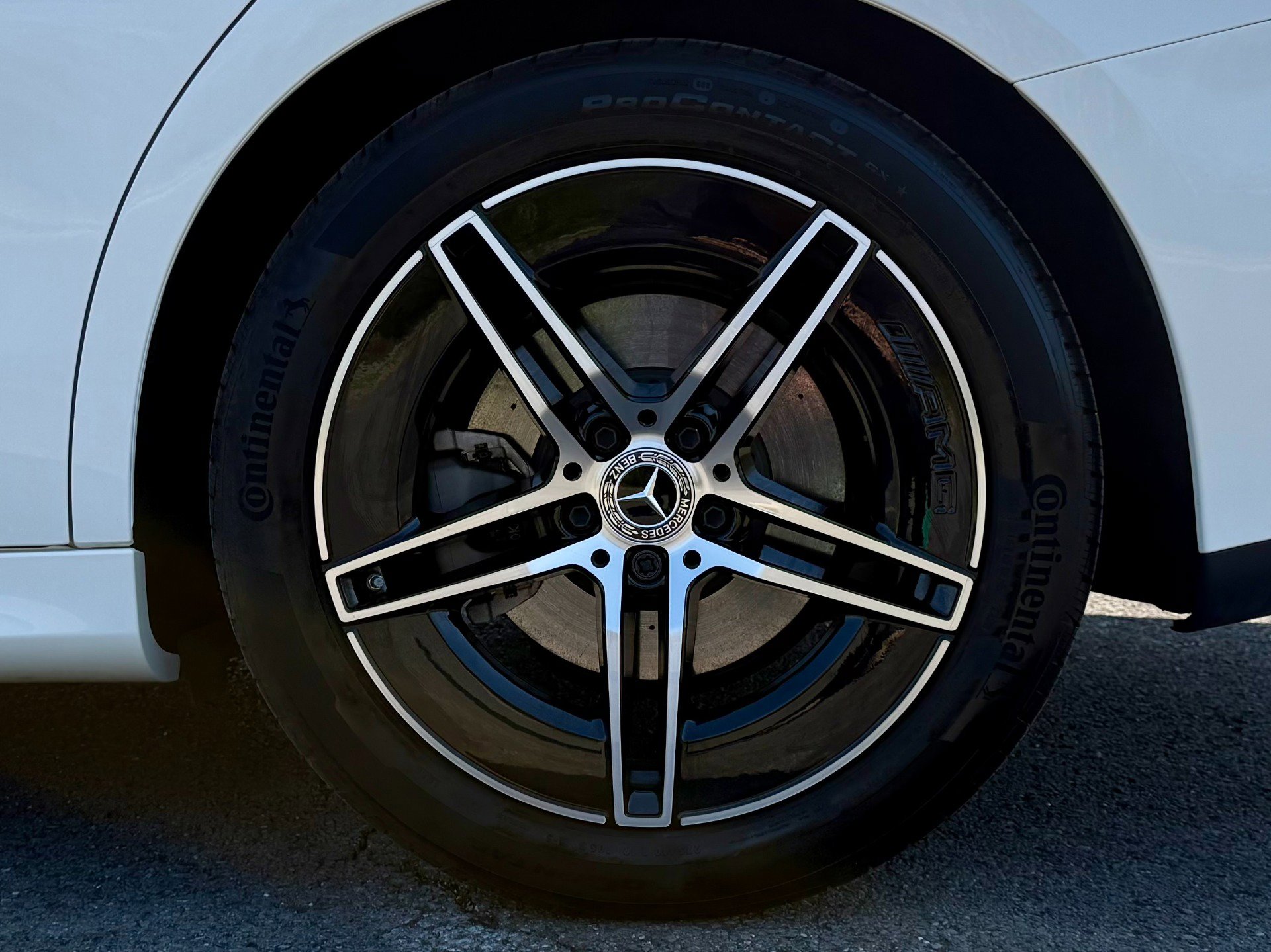 Used 2025 Mercedes-Benz E 350 Sedan image 42