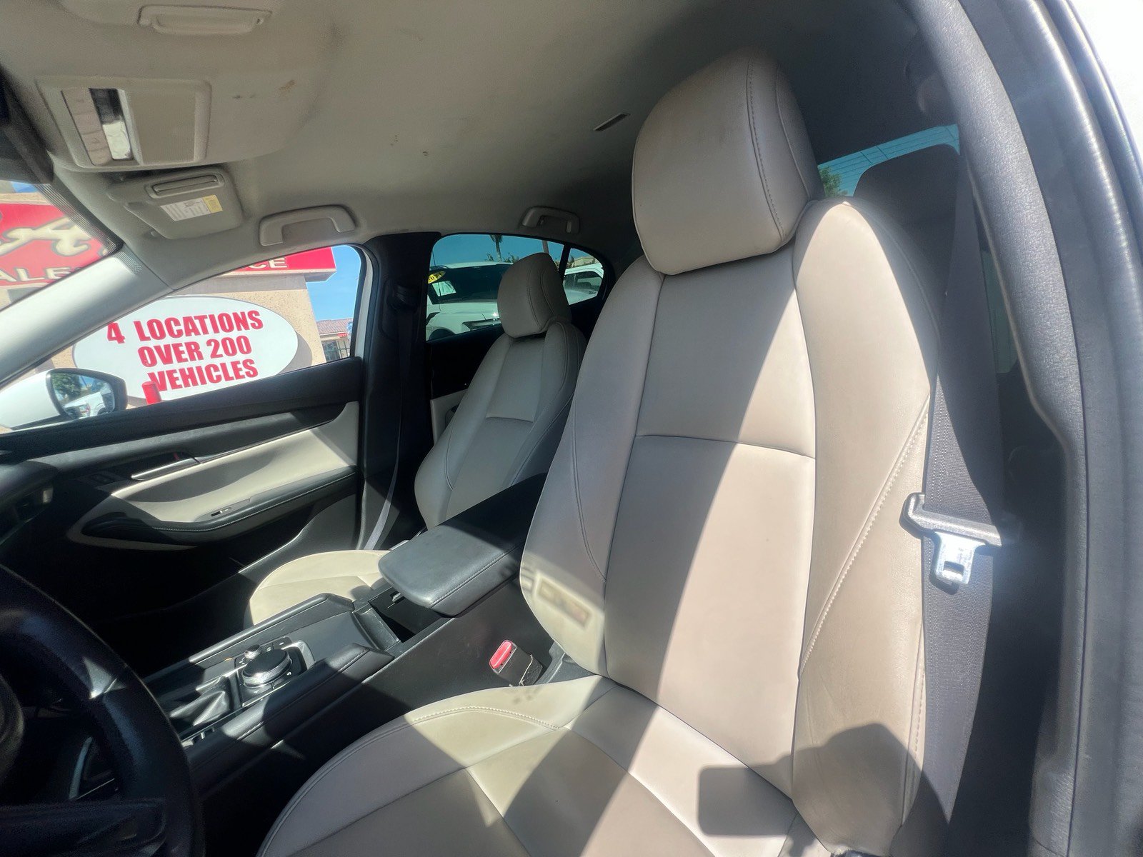 Used 2020 MAZDA MAZDA3 Sedan w/ Select Package FWD image 4