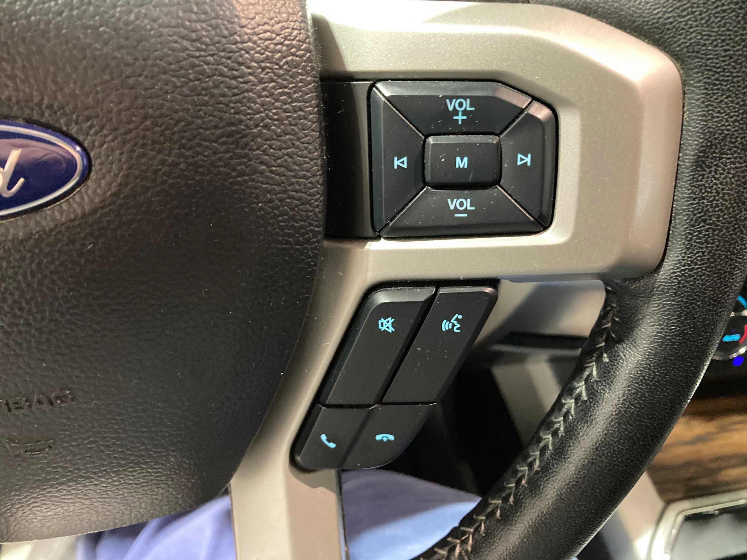 Used 2019 Ford F150 Lariat AWD/4WD image 26