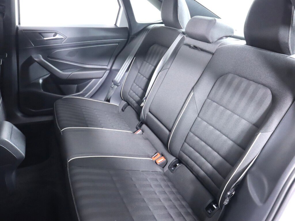 Used 2023 Volkswagen Jetta Sport image 29