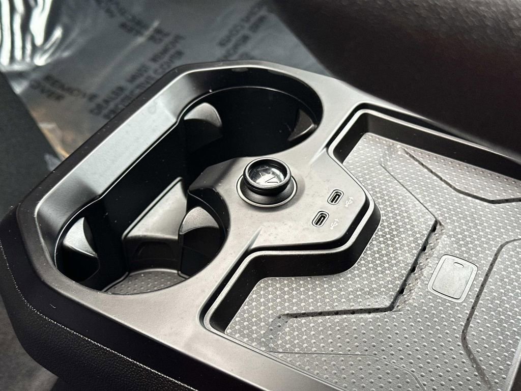 Used 2023 BMW iX xDrive50 image 14