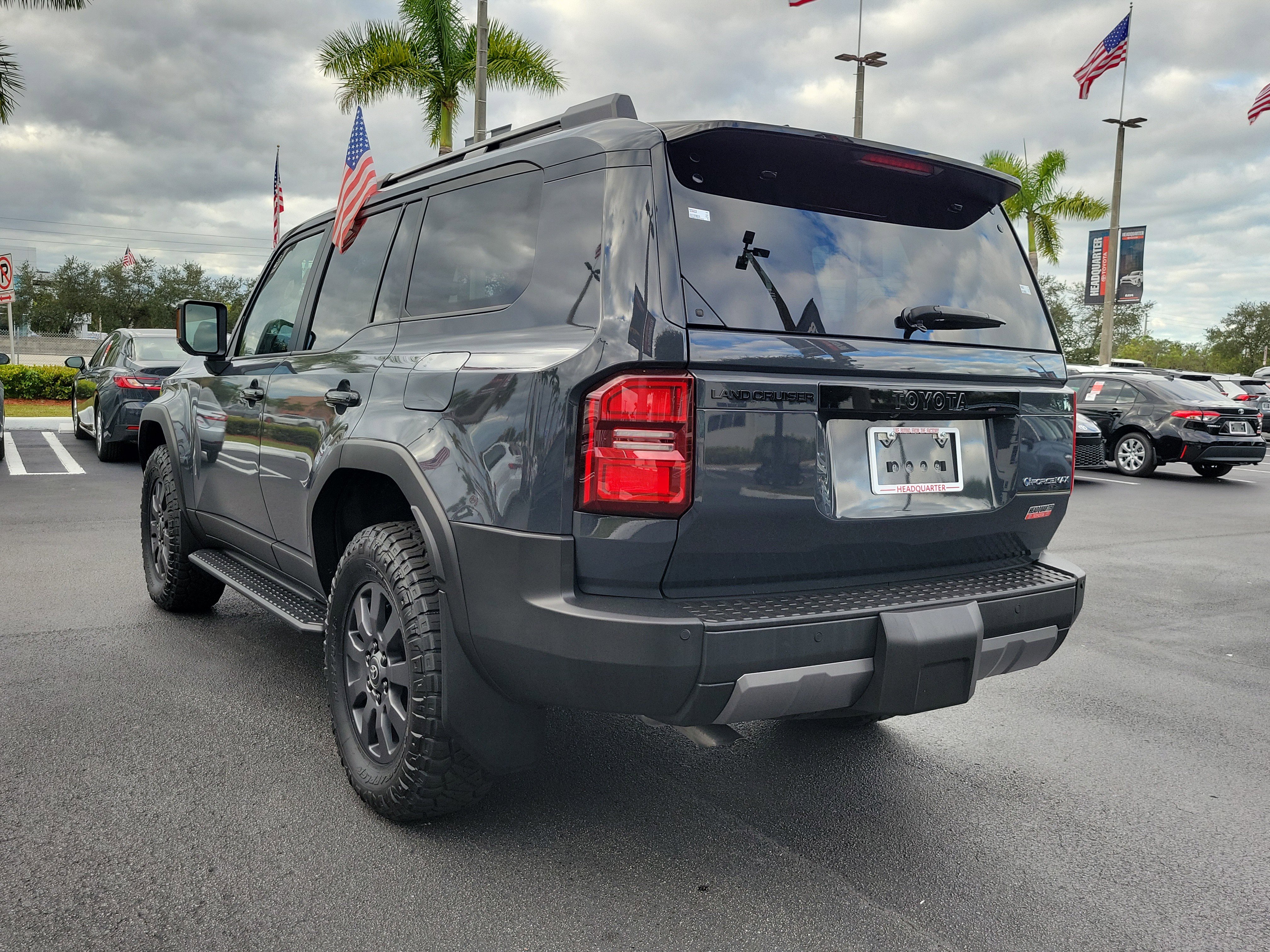 Used 2024 Toyota Land Cruiser image 9