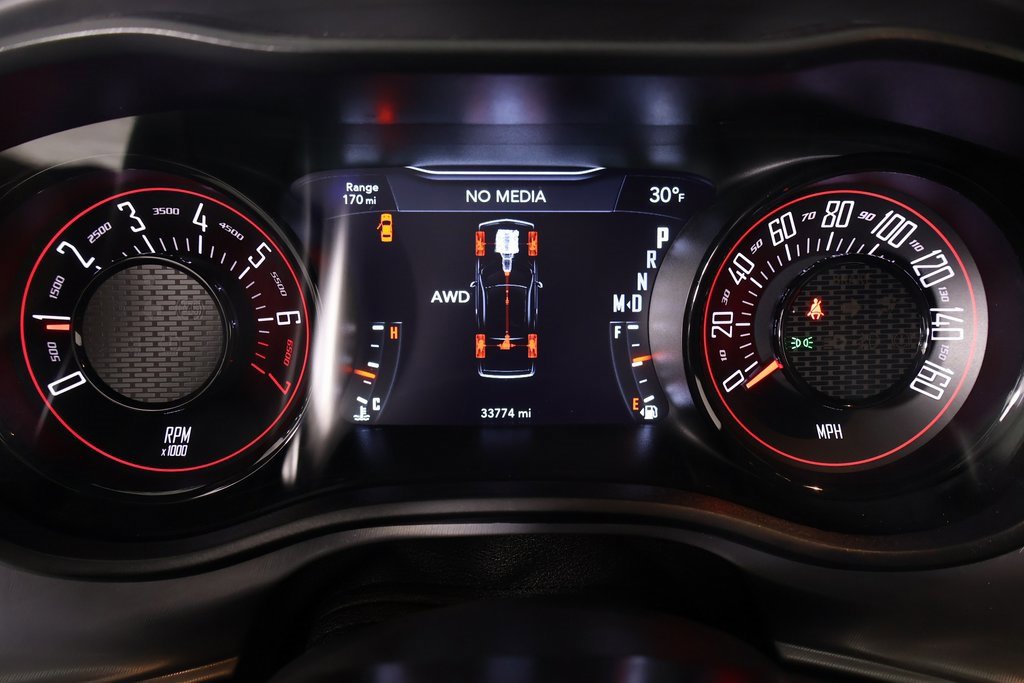 Used 2023 Dodge Challenger SXT w/ Blacktop Package image 4