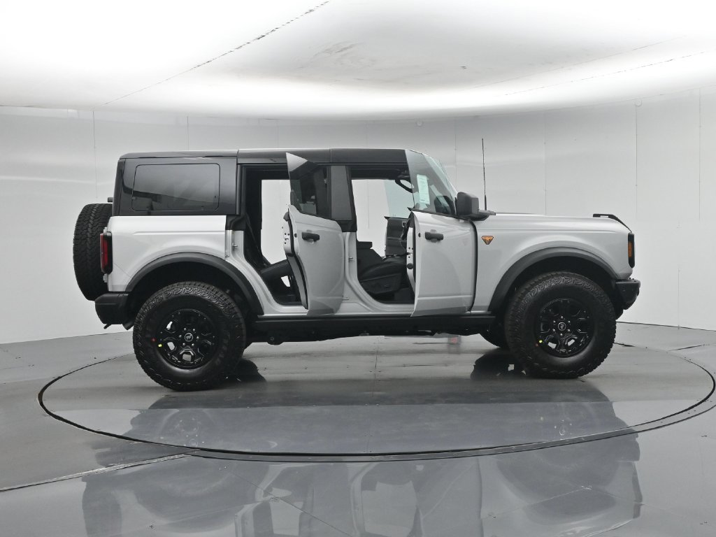 New 2026 Ford Bronco Badlands w/ Wildtrak Package AWD/4WD image 4