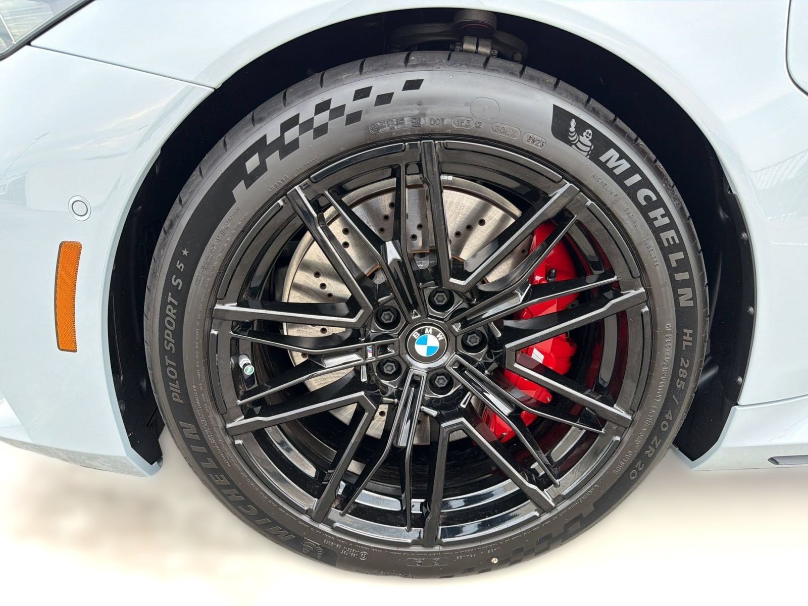 New 2027 BMW M5 w/ Executive Package AWD/4WD image 12