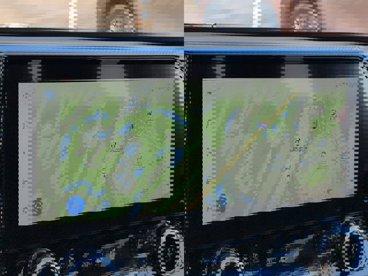 Used 2024 Toyota Highlander Platinum AWD/4WD image 22