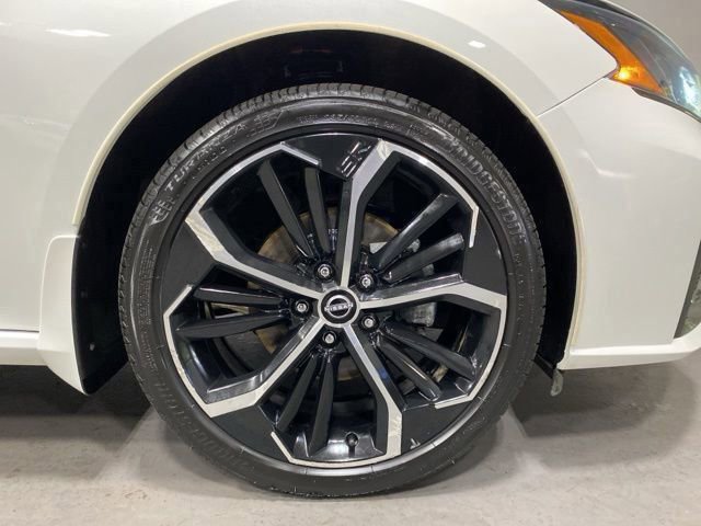 Certified 2023 Nissan Altima 2.5 SR w/ SR Premium Package image 32