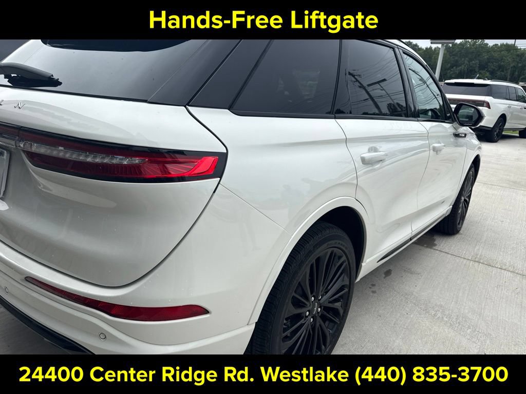 Used 2024 Lincoln Corsair Reserve w/ Equipment Group 201A AWD/4WD image 16