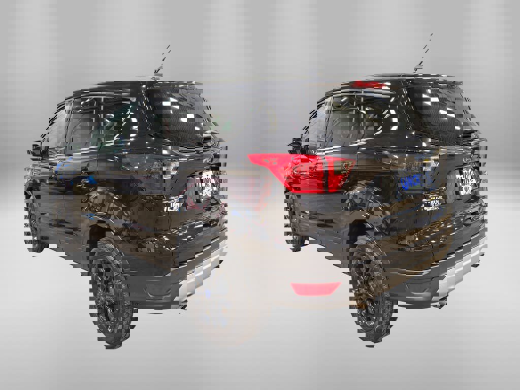 Used 2019 Ford Escape SE image 2