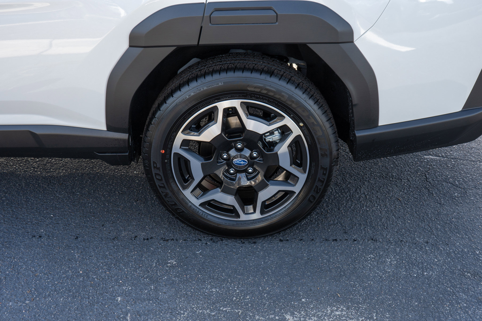 New 2026 Subaru Outback Touring image 9