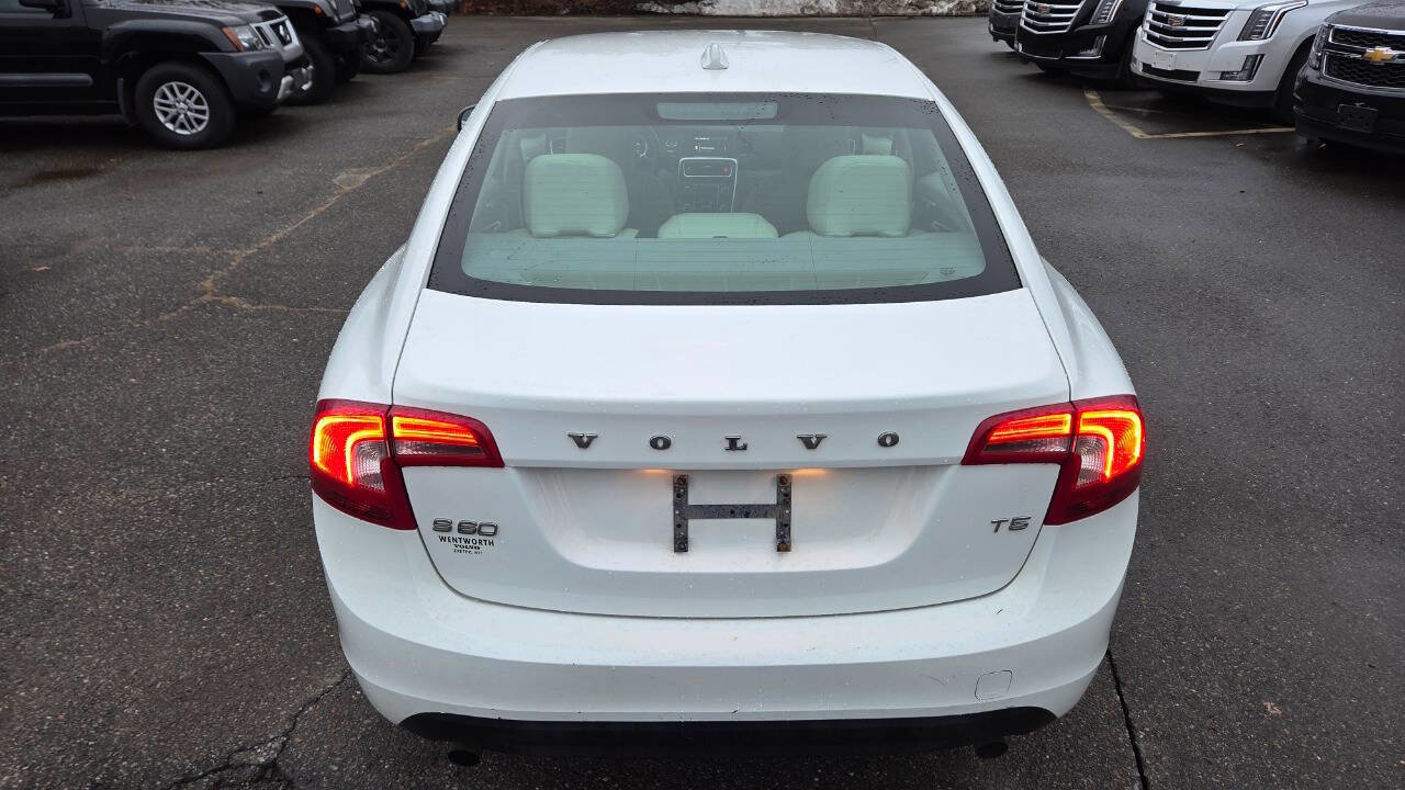 Used 2012 Volvo S60 T5 image 11