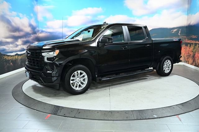 Used 2023 Chevrolet Silverado 1500 RST w/ Convenience Package II image 4