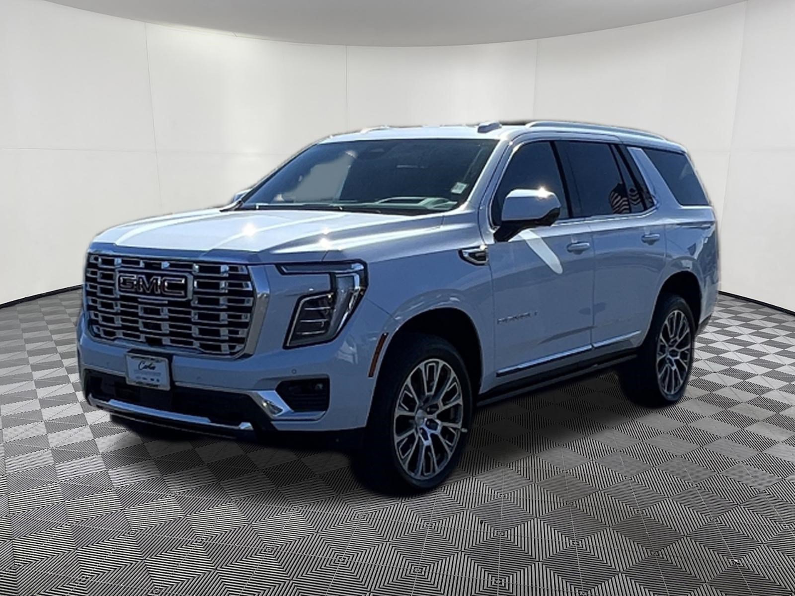 New 2026 GMC Yukon Denali w/ Denali Reserve Package AWD/4WD image 3