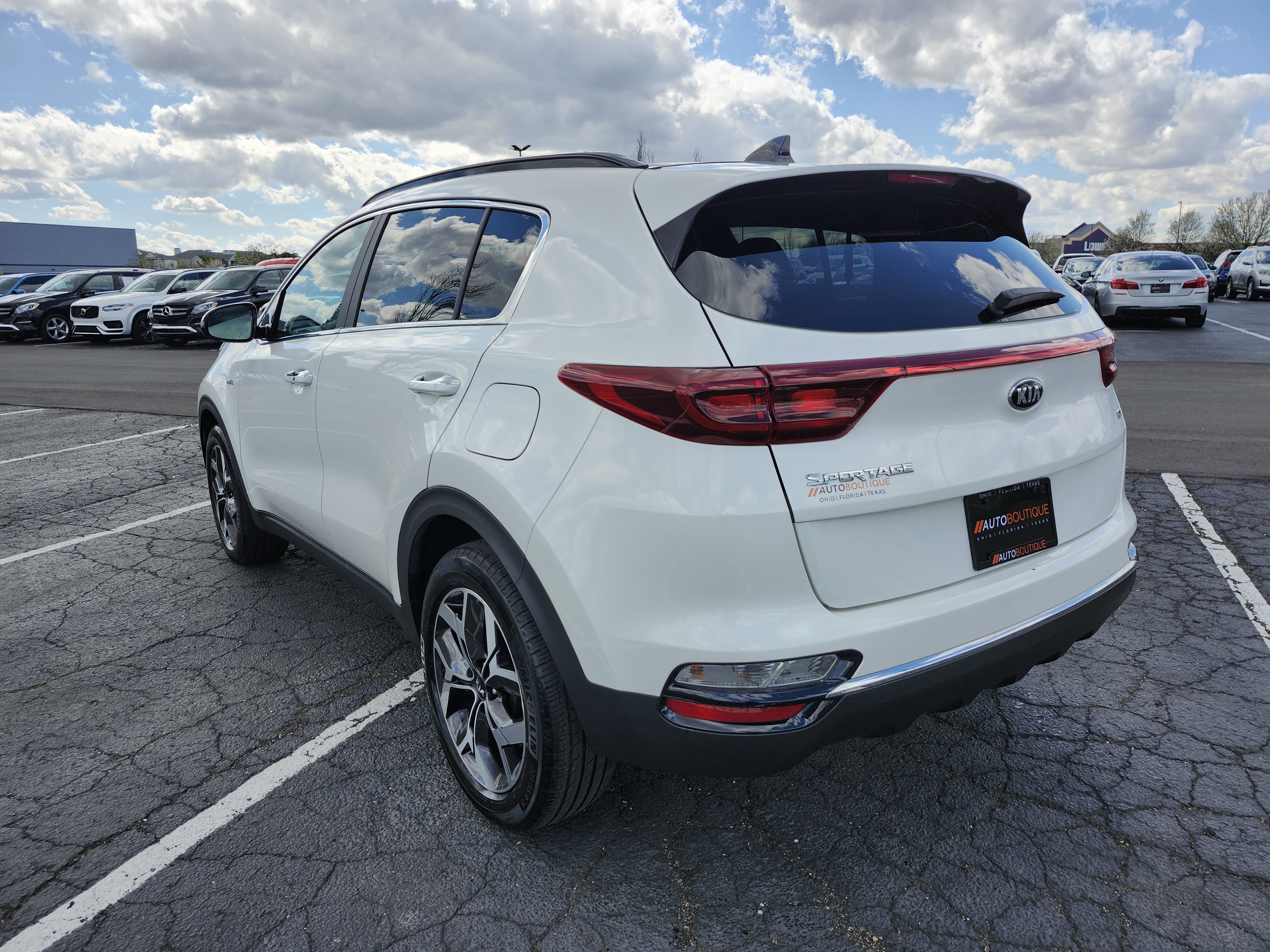 Used 2022 Kia Sportage EX image 17