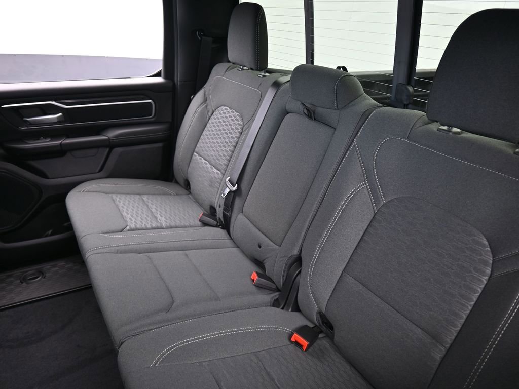 Used 2025 RAM 1500 Big Horn AWD/4WD image 30