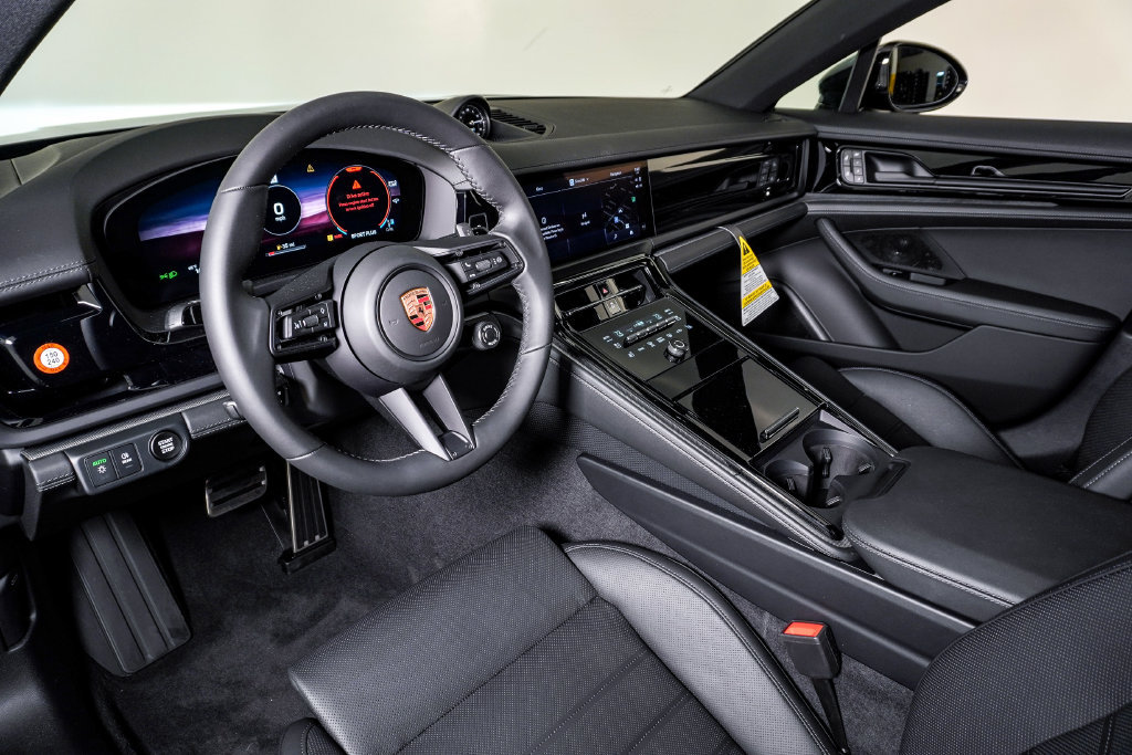 New 2026 Porsche Panamera 4 AWD/4WD image 4