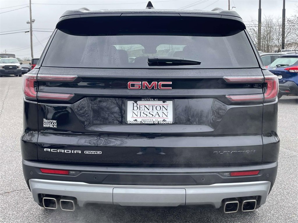 Used 2024 GMC Acadia Elevation image 4
