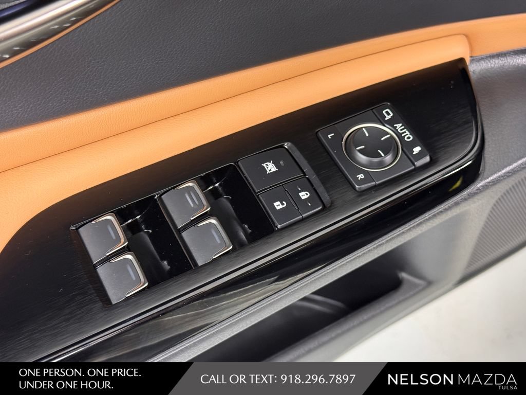Used 2024 Lexus ES 350 w/ Premium Package FWD image 16