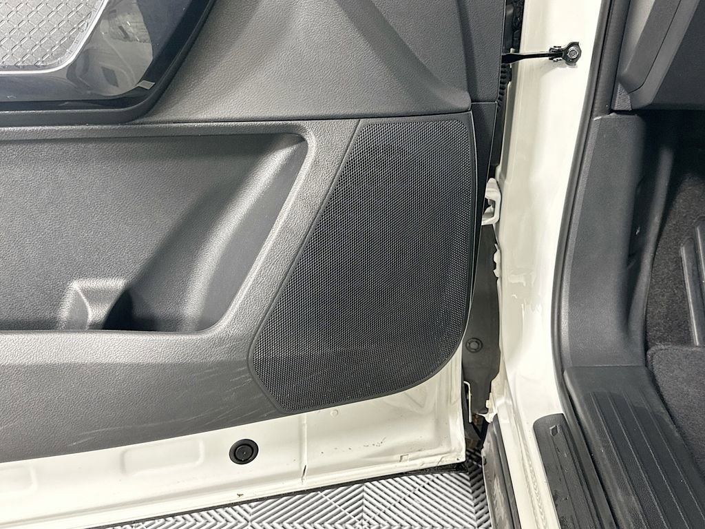 Used 2024 Nissan Pathfinder SV image 18