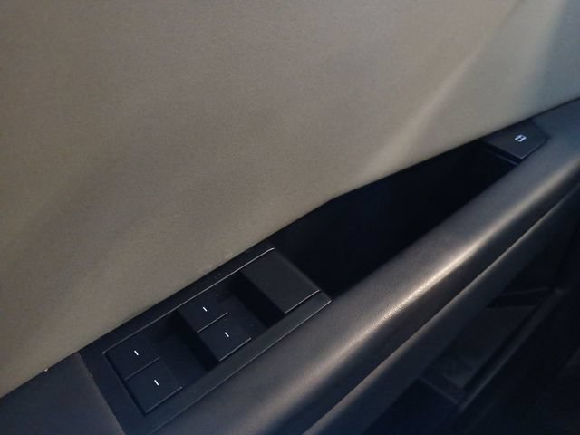 Used 2025 Tesla Cybertruck AWD Crew Cab image 11