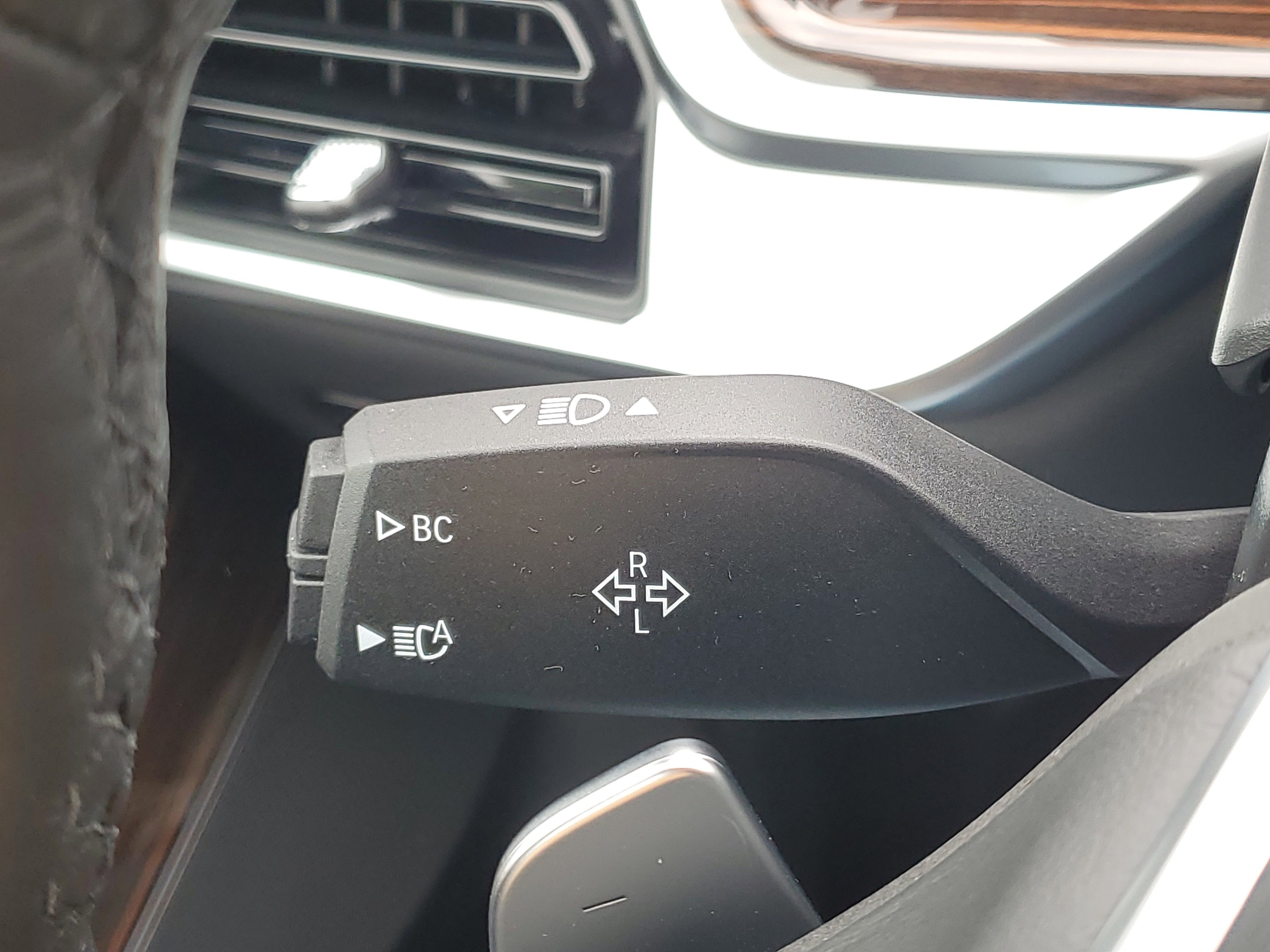 New 2026 BMW X7 xDrive40i w/ Climate Comfort Package image 14