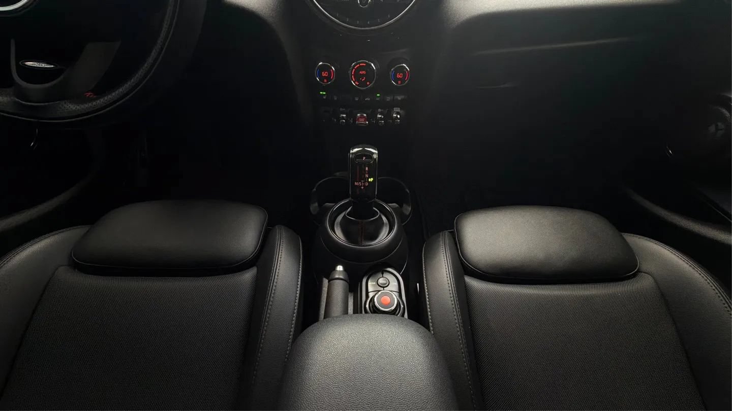 Used 2021 MINI Cooper S w/ Premium Package FWD image 28