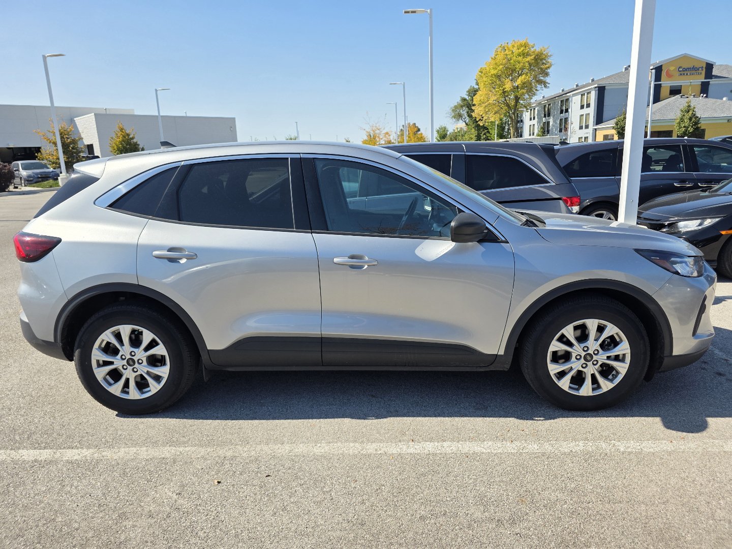 Used 2023 Ford Escape Active w/ Cold Weather Package FWD image 18