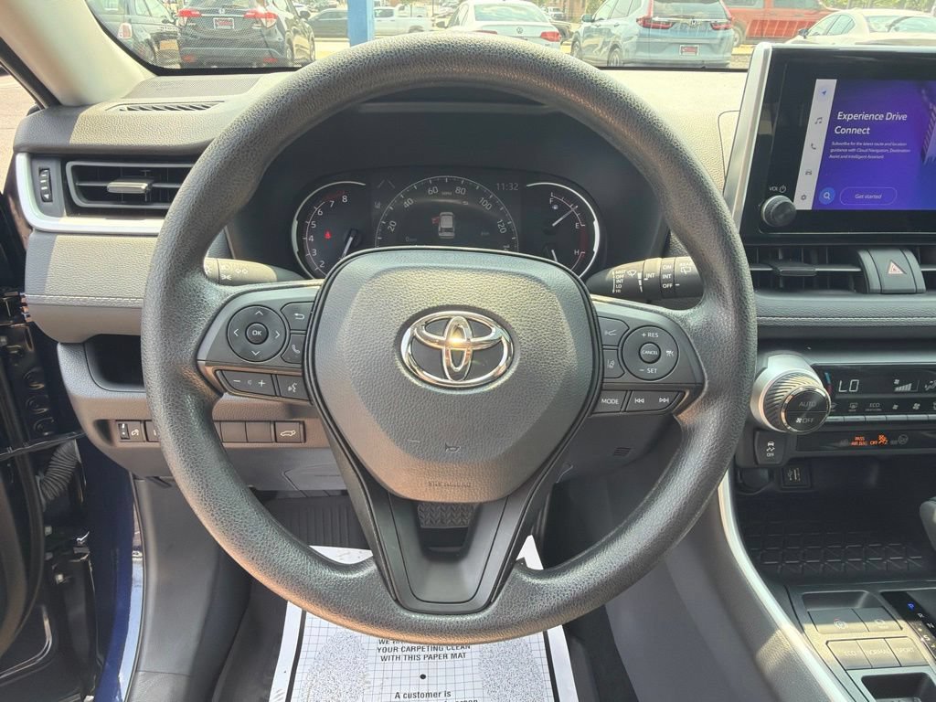 Used 2025 Toyota RAV4 XLE w/ Convenience Package FWD image 18