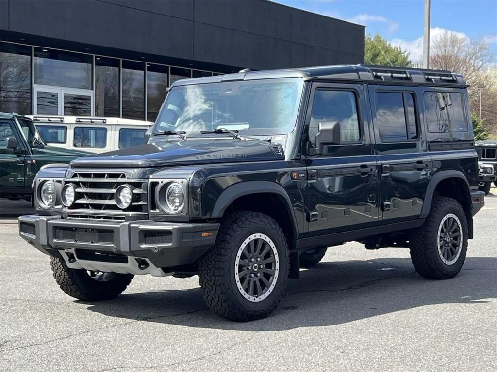 Used 2025 INEOS Grenadier Fieldmaster Edition image 2