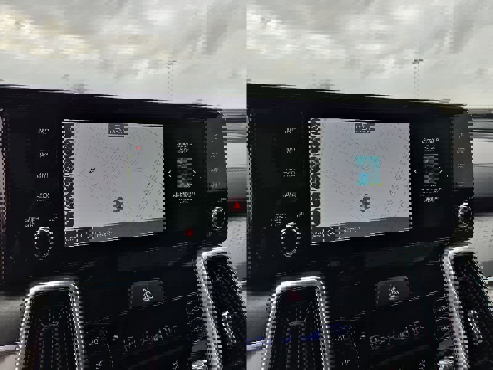 Certified 2023 Kia Sorento SX image 28