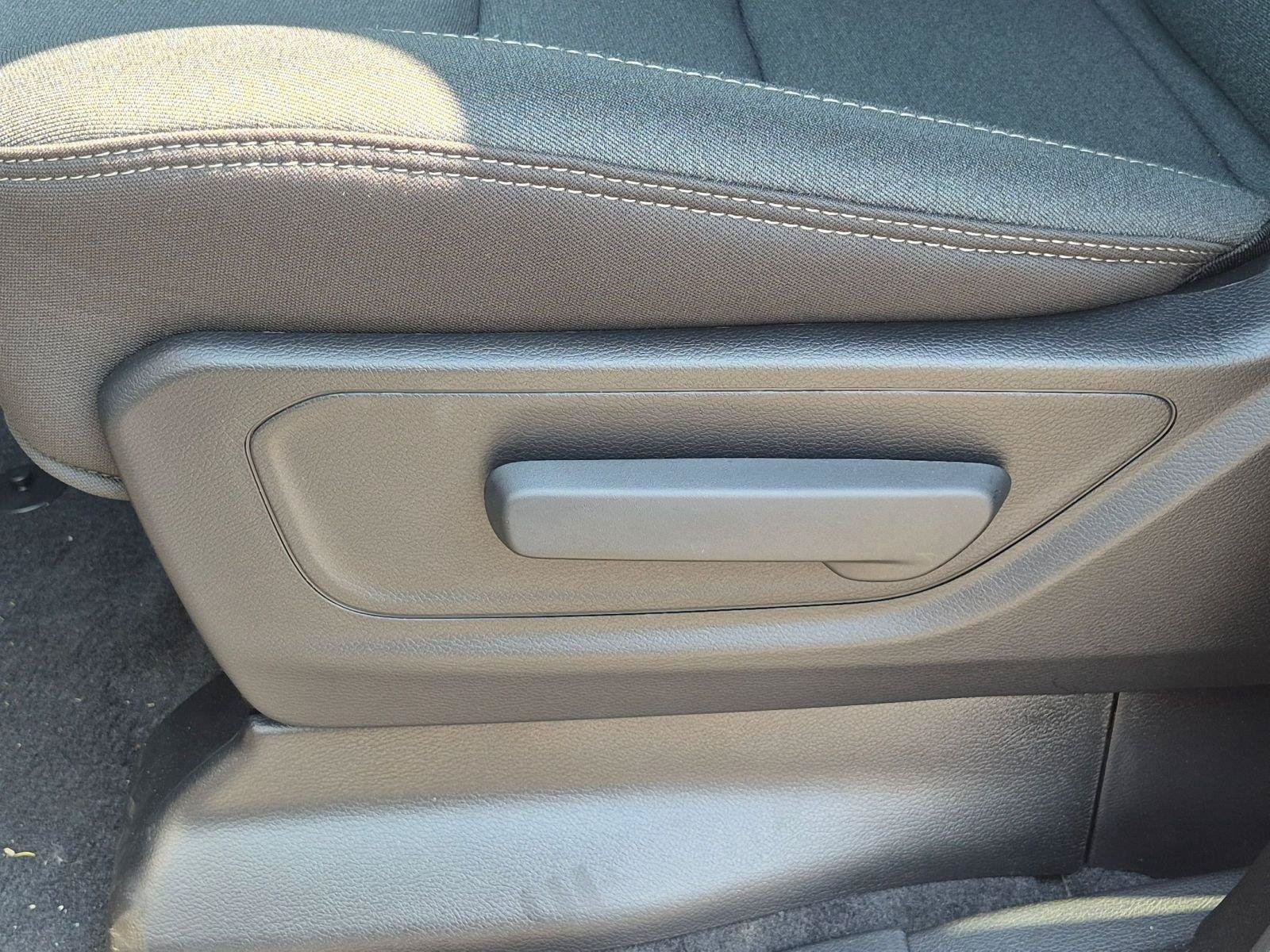 New 2026 RAM 1500 Express AWD/4WD image 14