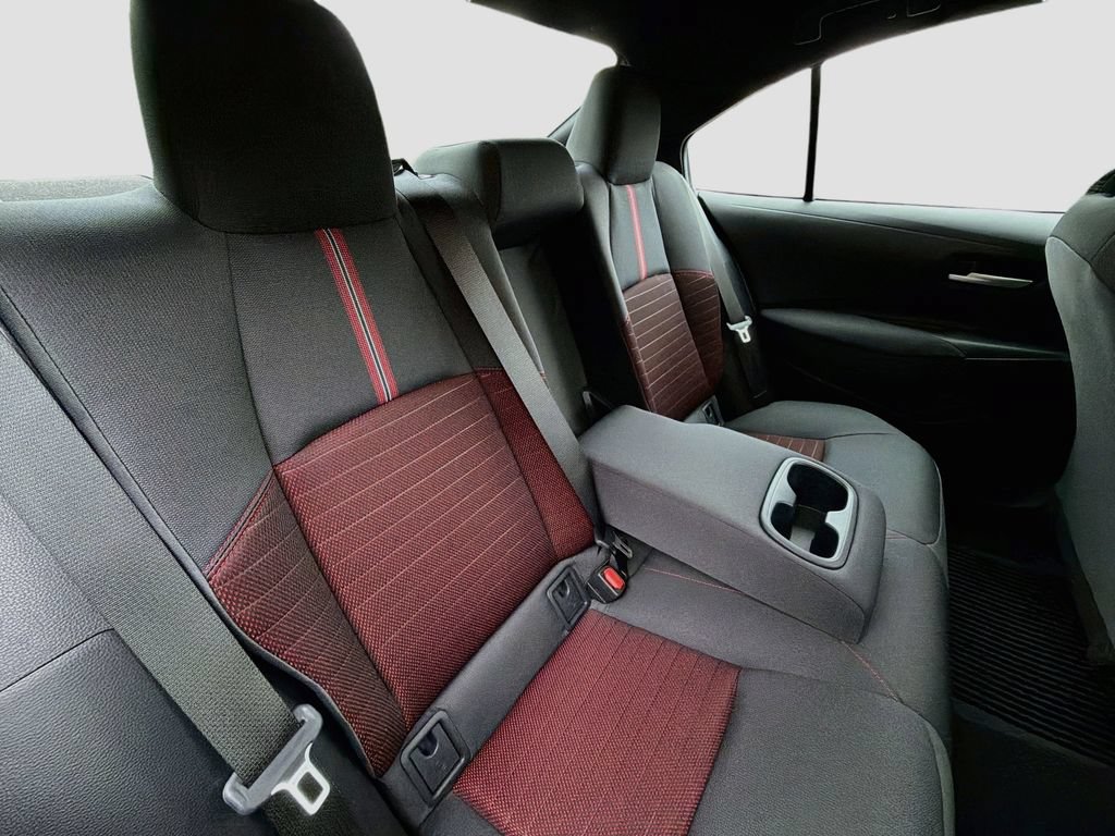Used 2026 Toyota Corolla SE w/ SE Package FWD image 27