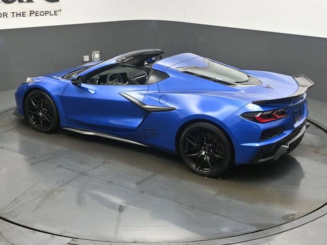Used 2023 Chevrolet Corvette Z06 RWD image 42