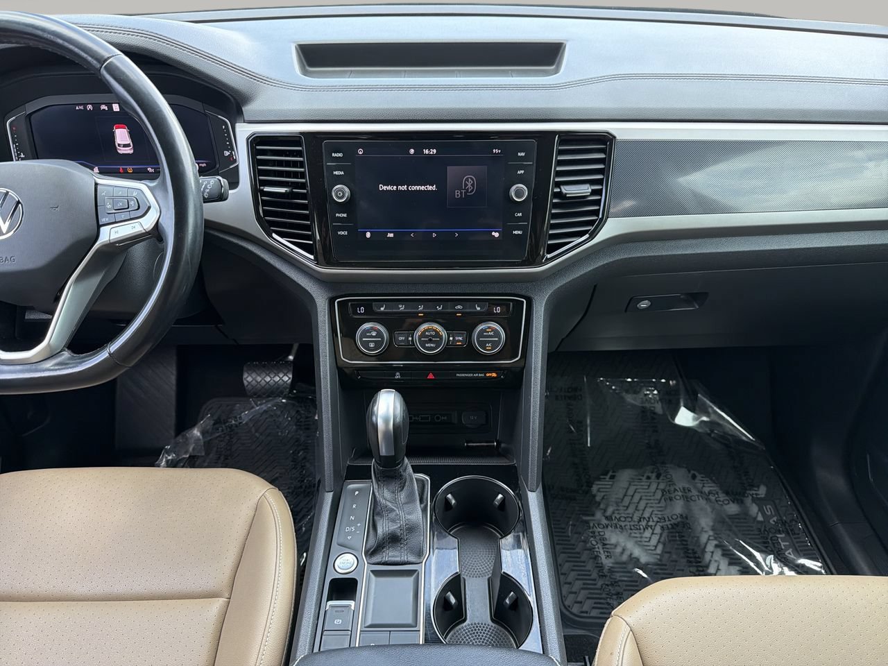 Used 2020 Volkswagen Atlas Cross Sport SEL FWD image 15