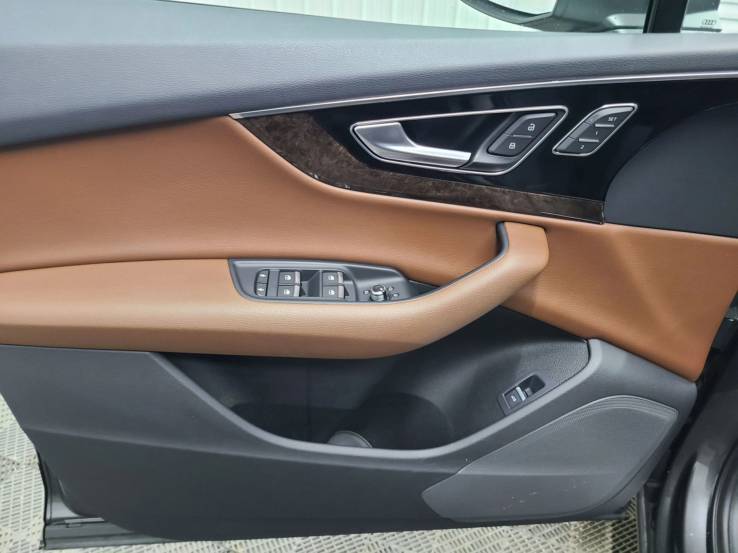 Used 2019 Audi Q7 3.0T Premium w/ Convenience Package image 21